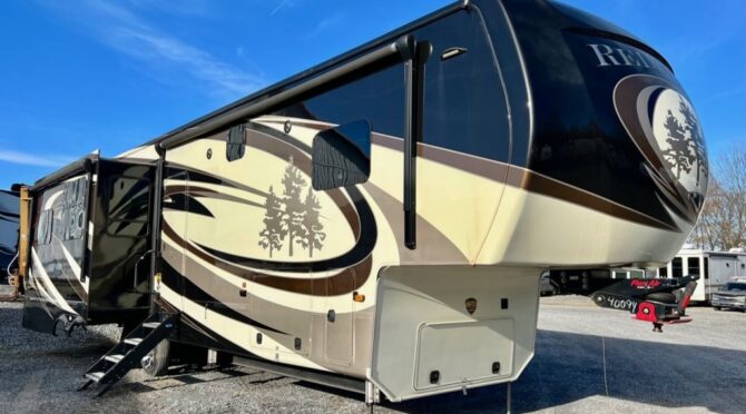 2019 Redwood RV Redwood RW382/3821RL